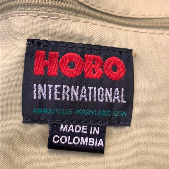 Hobo International Bucket Tote in nubuck/suede - Picture 4 of 7